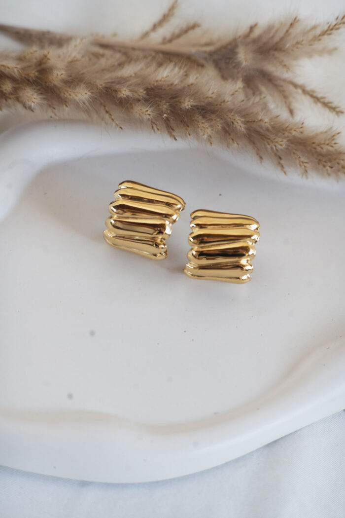 Gold Wave Hoops