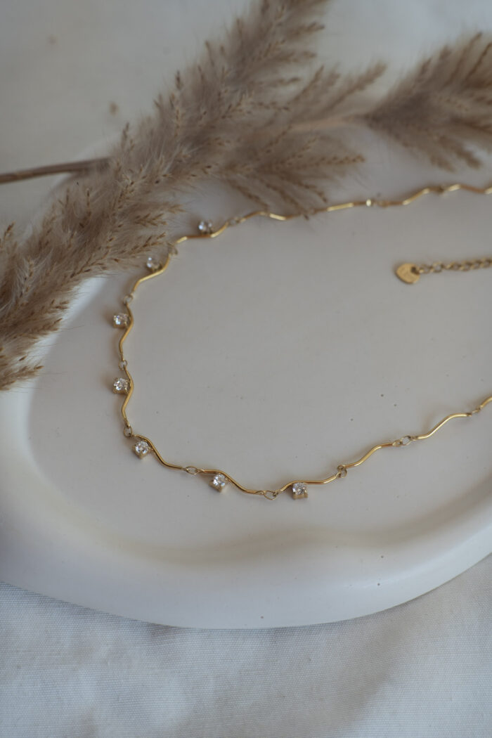 Etherio Gold Necklace - Seleniajewels