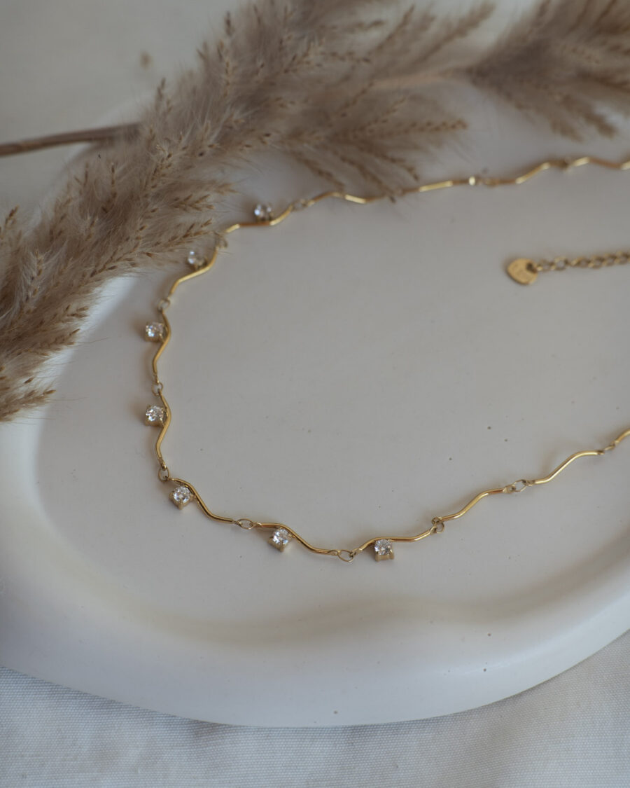 Etherio Gold Necklace - Seleniajewels