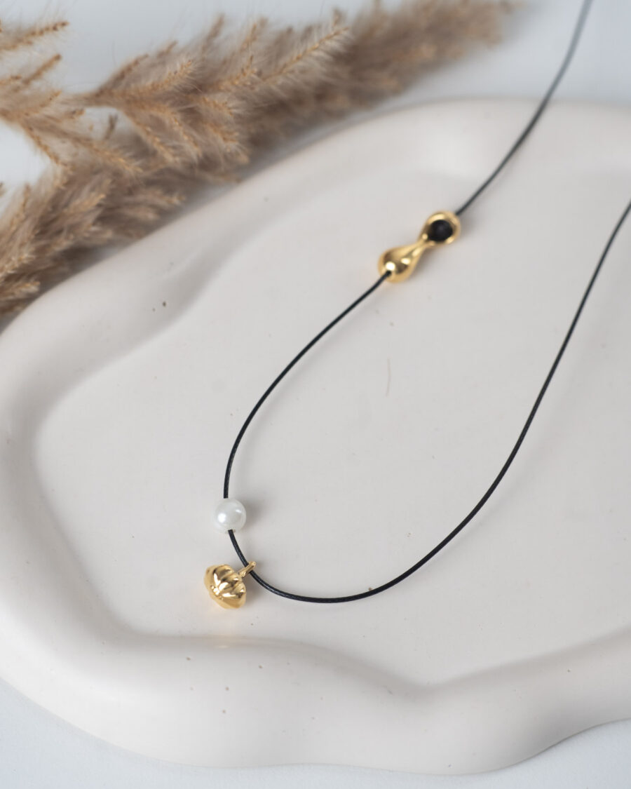 Golden Clove Necklace - Seleniajewels