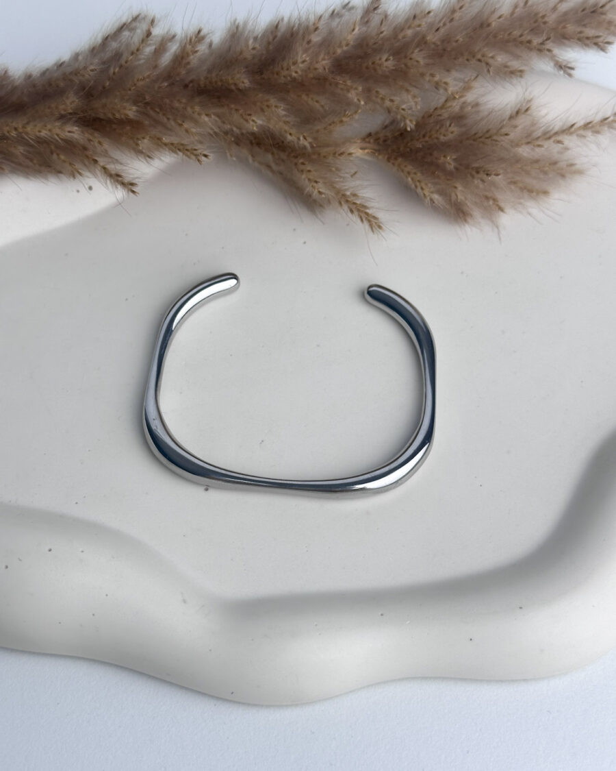 Amara Silver Cuff - Seleniajewels