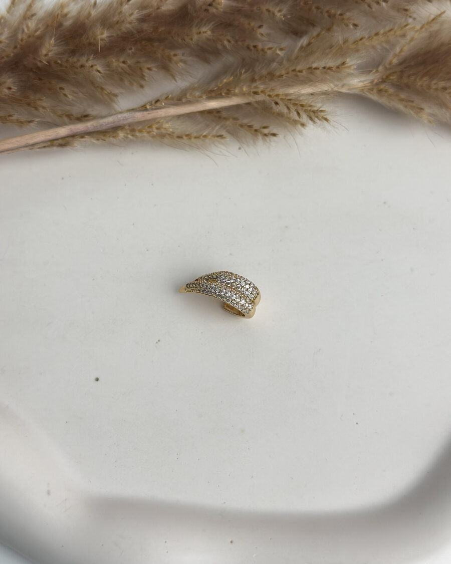 Lily Gold Earcuff - Seleniajewels