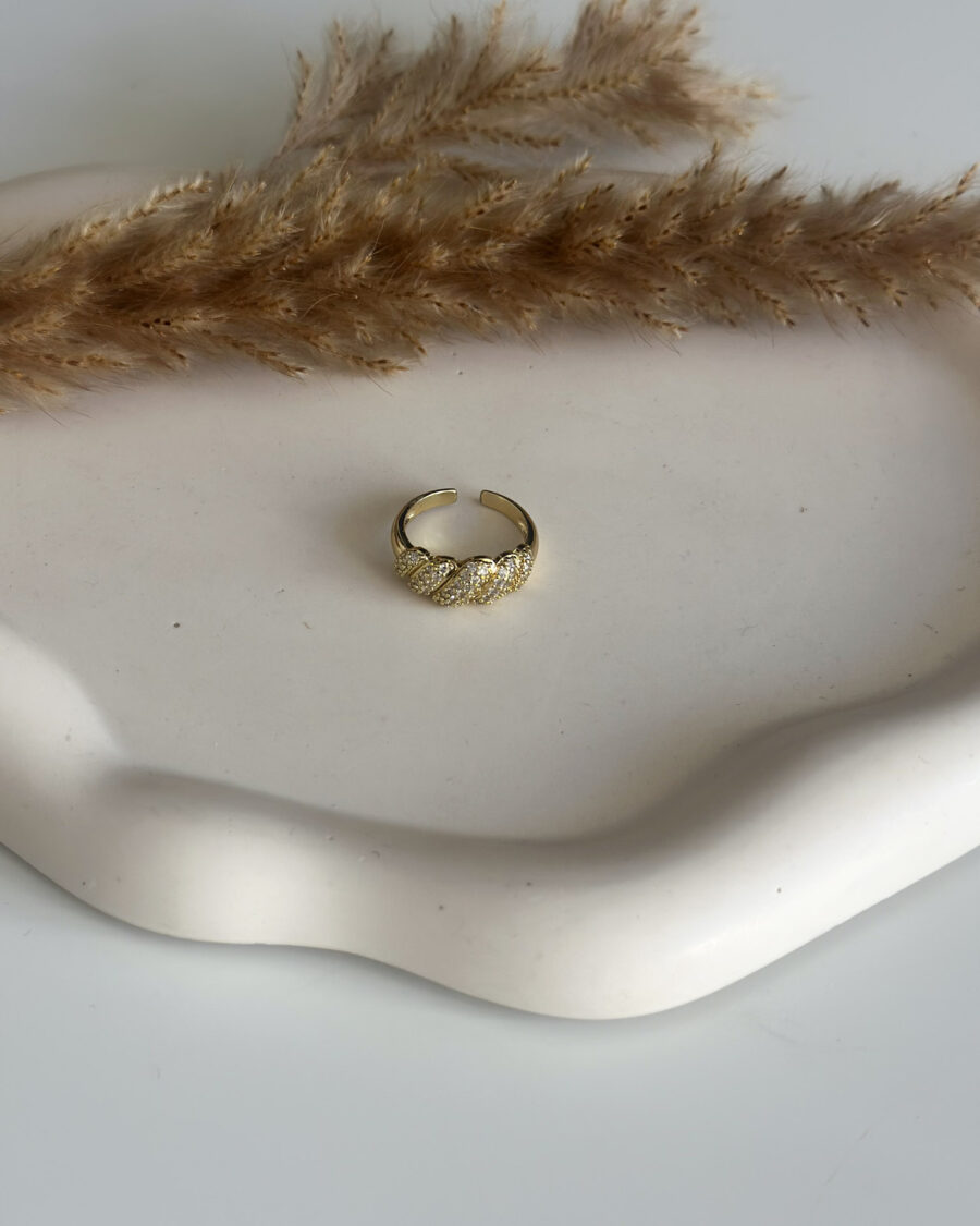 Thalia Gold Ring - Seleniajewels