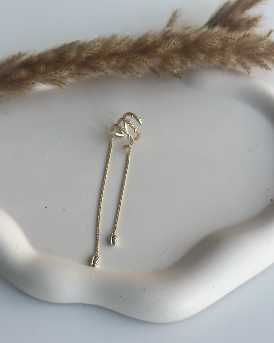 Tulip Gold Earcuff