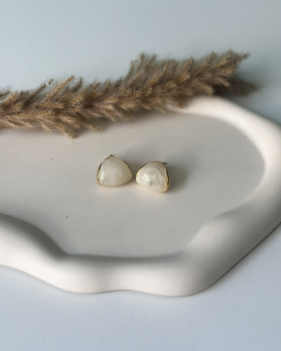 Daphne White Earrings